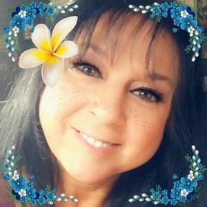 Meet your Posher, Tina